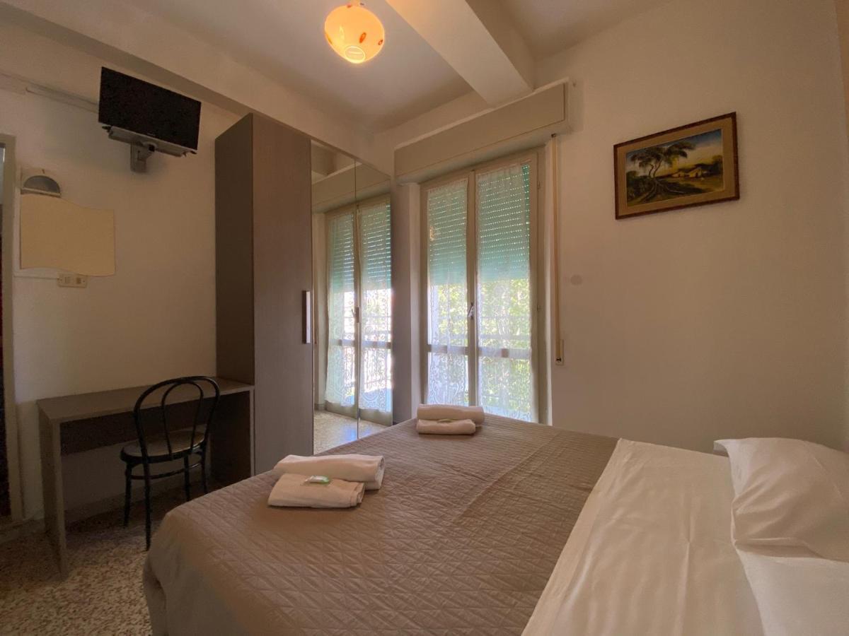 Hotel Britta Rimini Luaran gambar