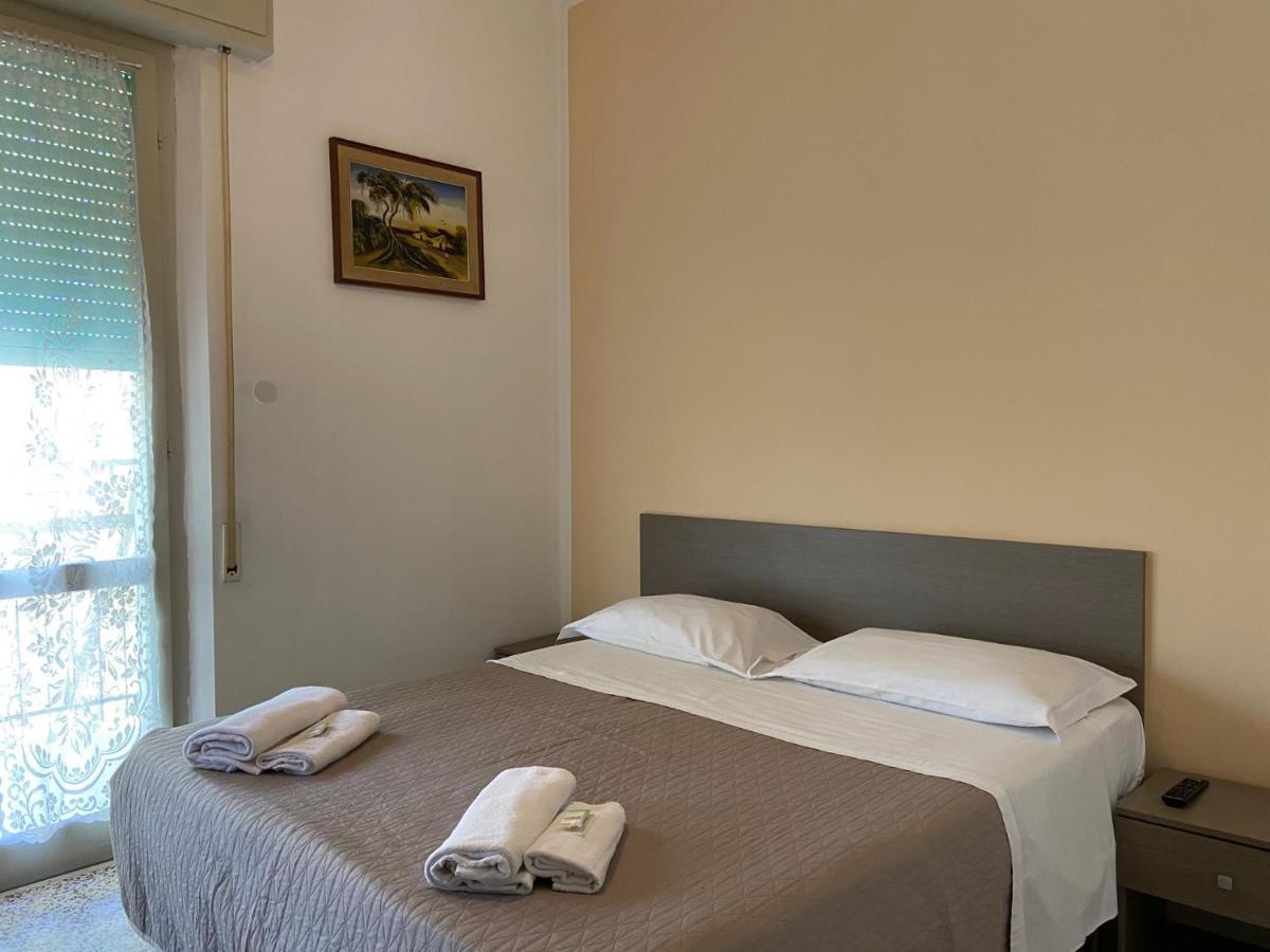 Hotel Britta Rimini Luaran gambar