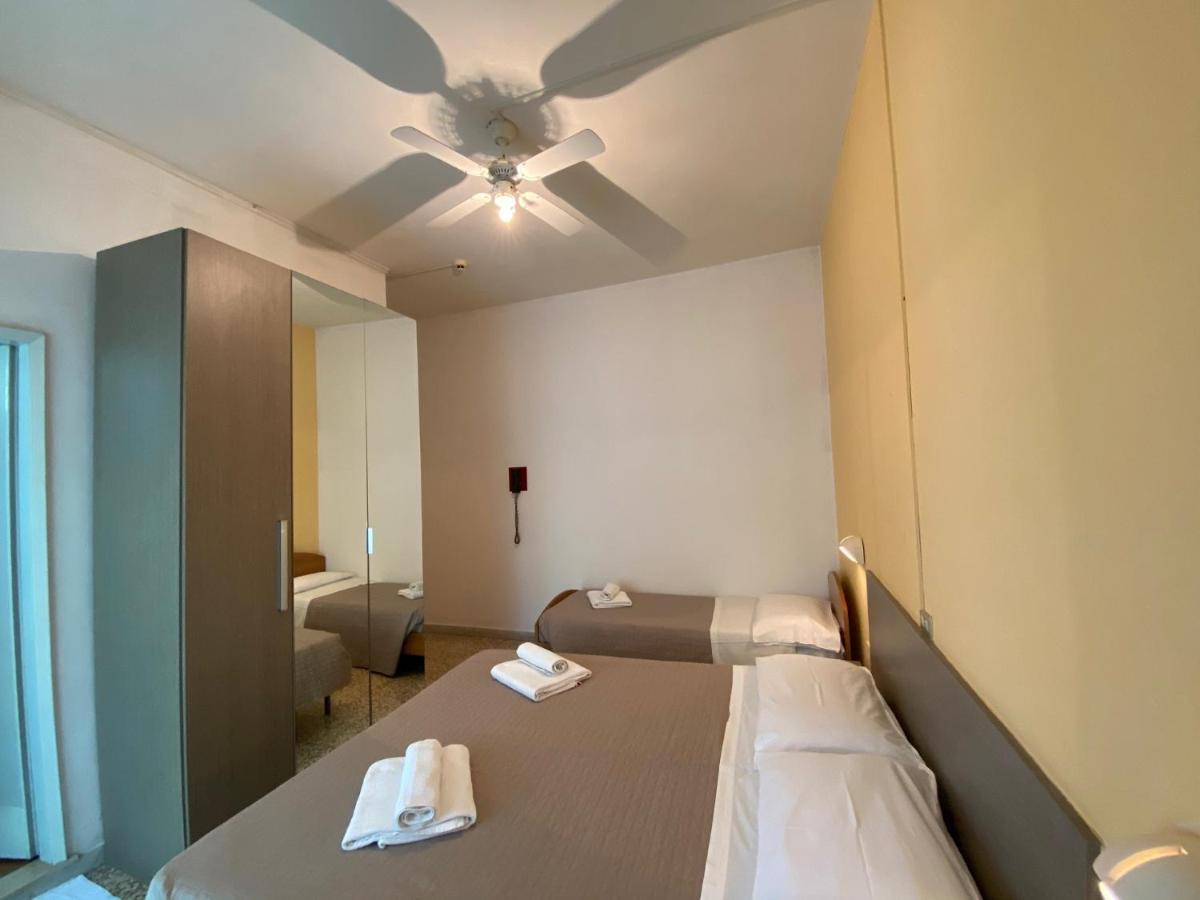 Hotel Britta Rimini Luaran gambar