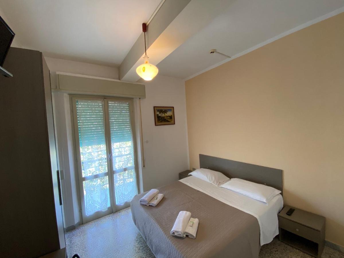 Hotel Britta Rimini Luaran gambar