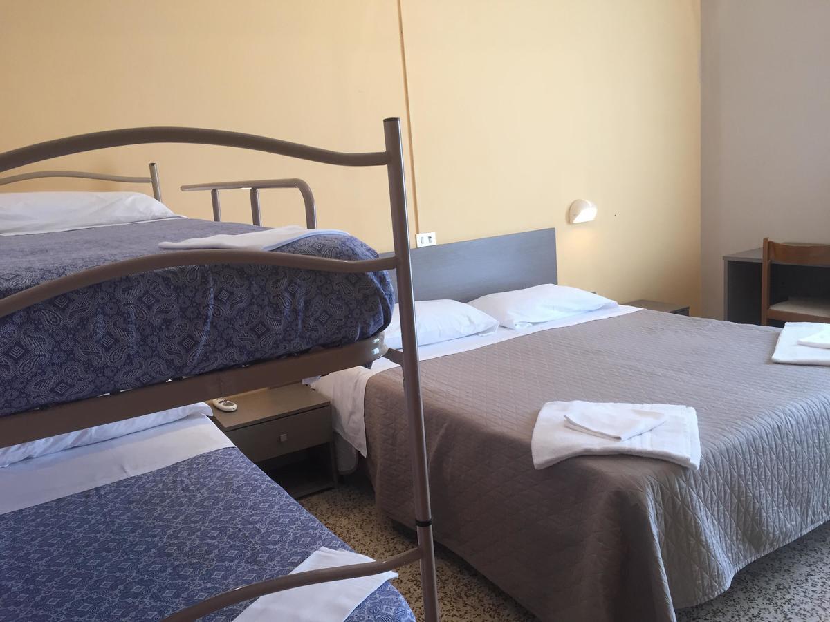 Hotel Britta Rimini Luaran gambar