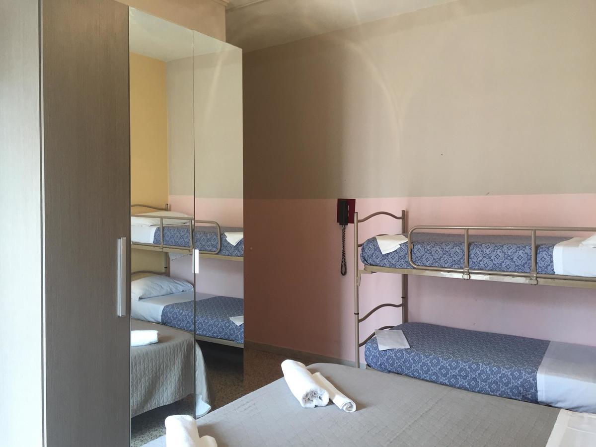 Hotel Britta Rimini Luaran gambar