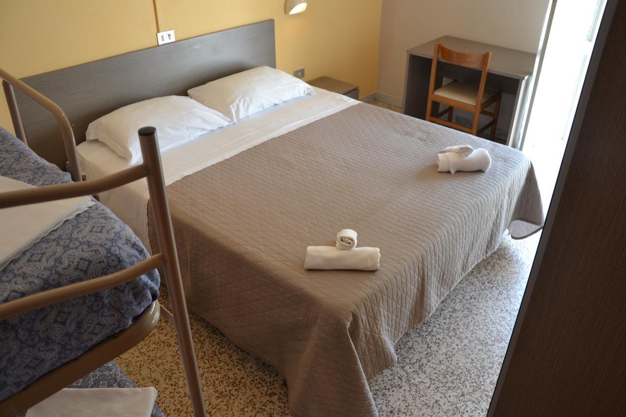 Hotel Britta Rimini Luaran gambar