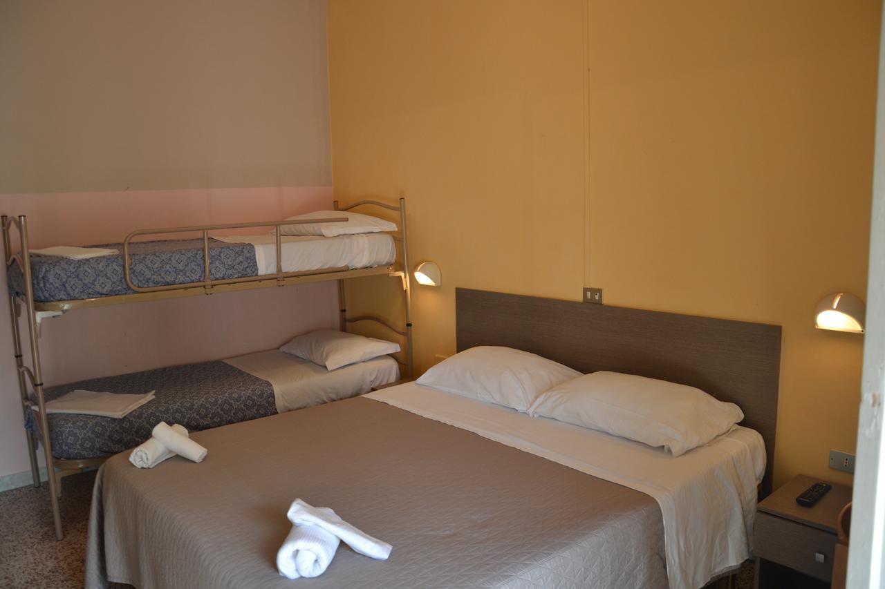 Hotel Britta Rimini Luaran gambar